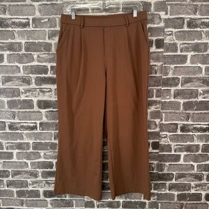Halara wide leg pull on pants brown pockets